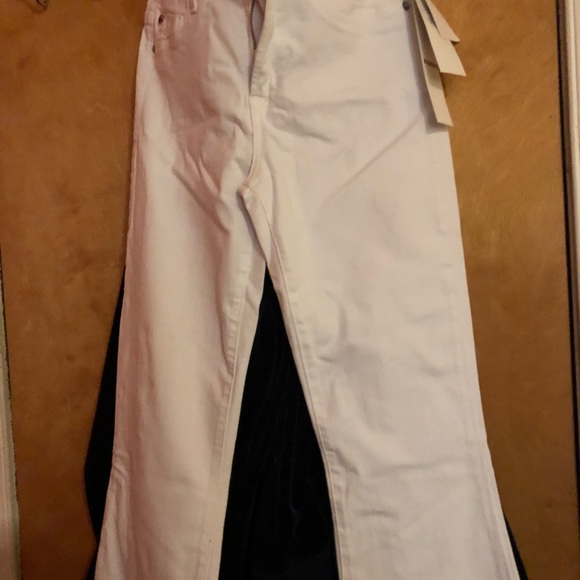 Fresh Styles - Picture 2 of 2